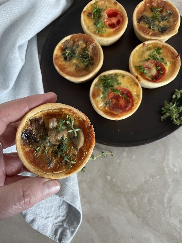 Champignon, triple brie & thyme quiche veg / nf 