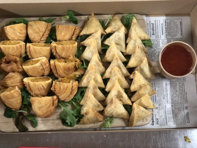 Mixed Samosa/Spring roll Platter