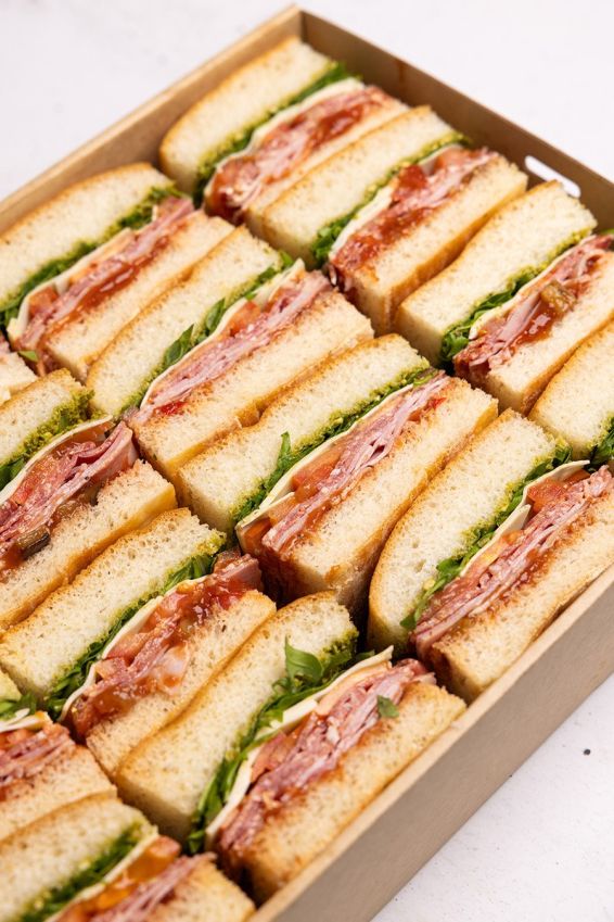 Italian Deli Sandwich Platter (16 pieces)