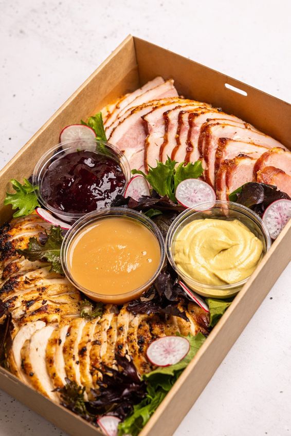 Signature Hamper (Serves 10)