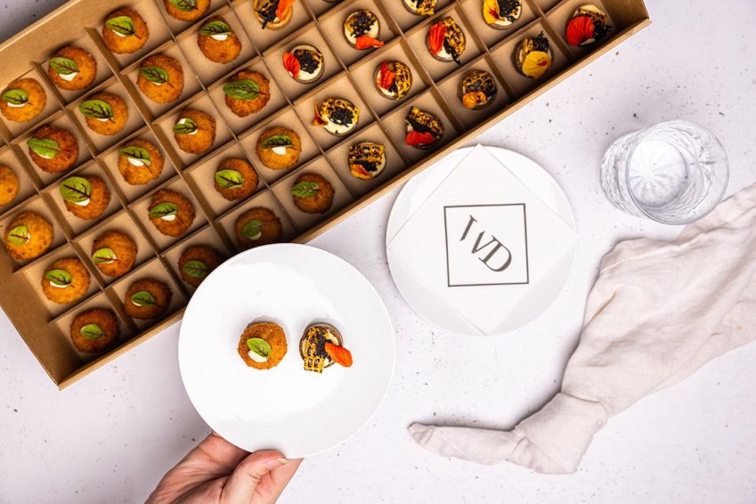 Hot & Cold Canapé Box