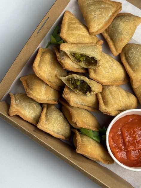 Vegan Curry Samosas